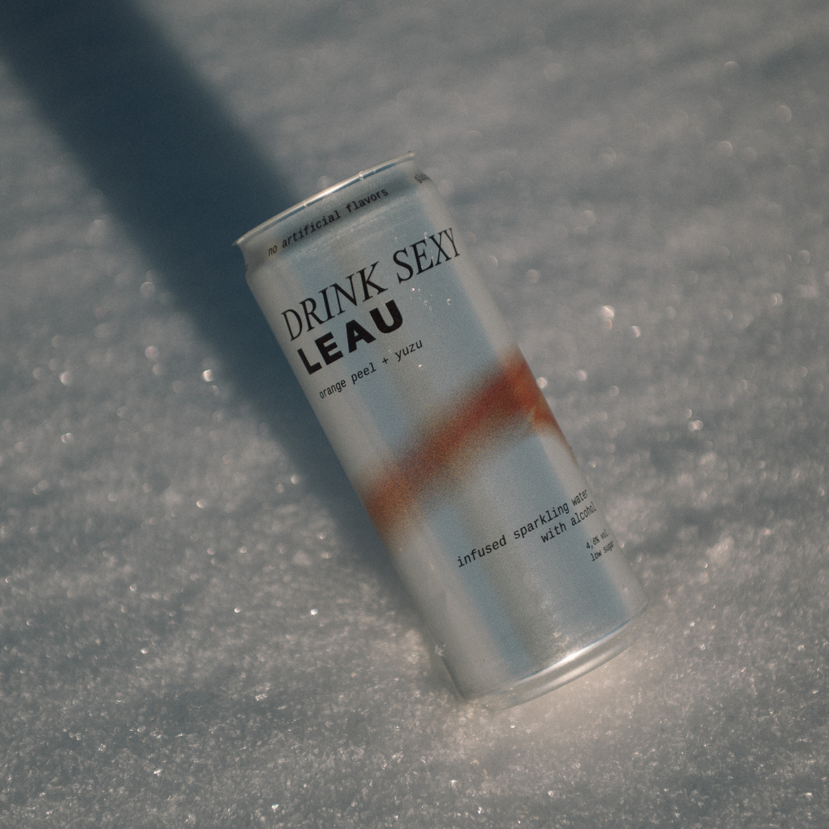LEAU x DRINK SEXY Hard Seltzer Orange Peel & Yuzu Dose 330 ml / 4.6 % Schweiz – Ansicht 3
