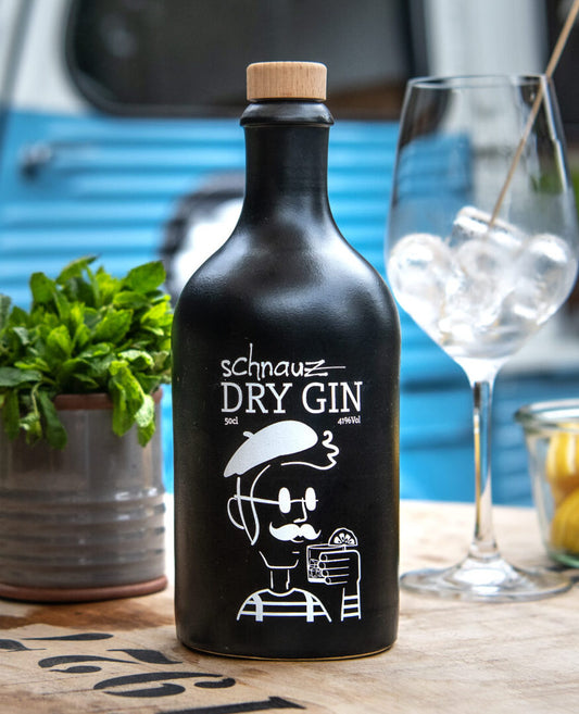 Schnau-dry-Gin1kPs3RAjAC8QM