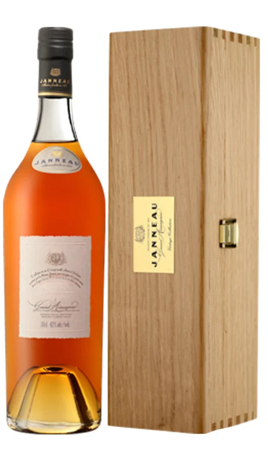 Janneau Grand Armagnac Millésimé 1964 Holzkiste – Ansicht